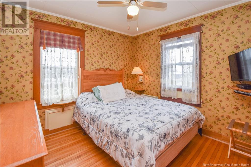 98 Saint-Pierre Ouest Boulevard, Caraquet, New Brunswick E1W 1B6 - Photo 30 - NB122541