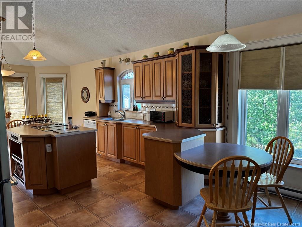 86 Des Ormes Avenue, Edmundston, New Brunswick E3V 4J9 - Photo 10 - NB122660