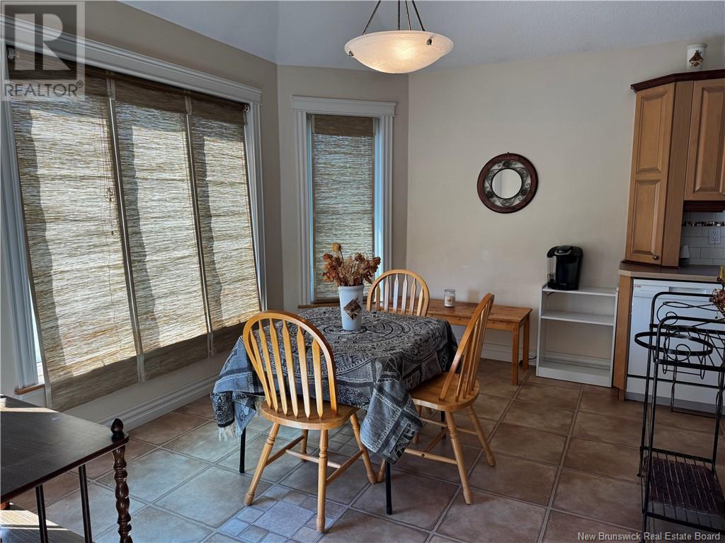 86 Des Ormes Avenue, Edmundston, New Brunswick E3V 4J9 - Photo 12 - NB122660