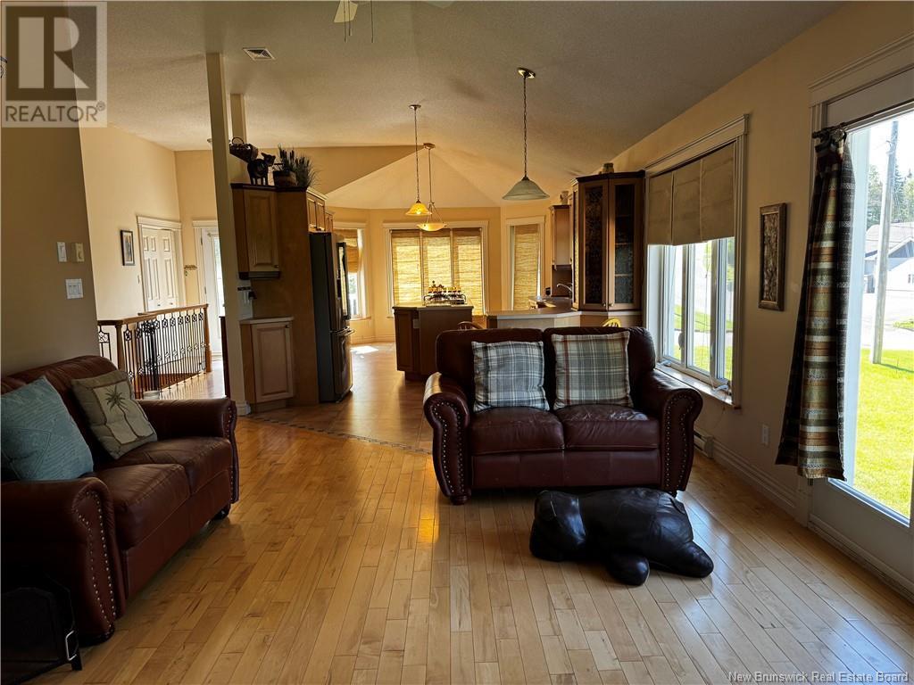 86 Des Ormes Avenue, Edmundston, New Brunswick E3V 4J9 - Photo 13 - NB122660