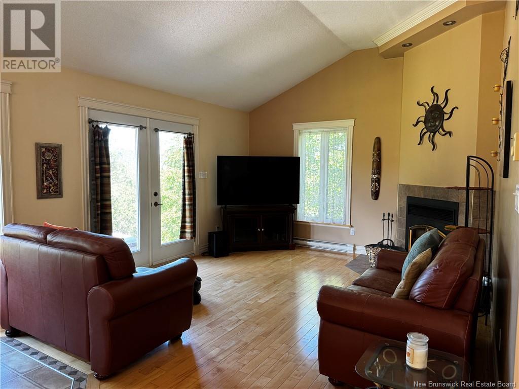 86 Des Ormes Avenue, Edmundston, New Brunswick E3V 4J9 - Photo 14 - NB122660