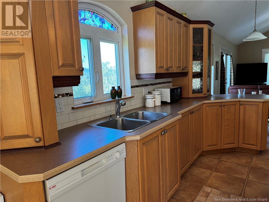 86 Des Ormes Avenue, Edmundston, New Brunswick E3V 4J9 - Photo 7 - NB122660