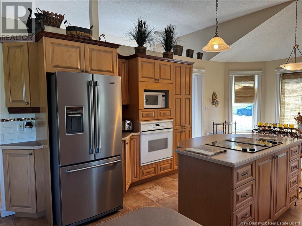 86 Des Ormes Avenue, Edmundston, New Brunswick E3V 4J9 - Photo 9 - NB122660