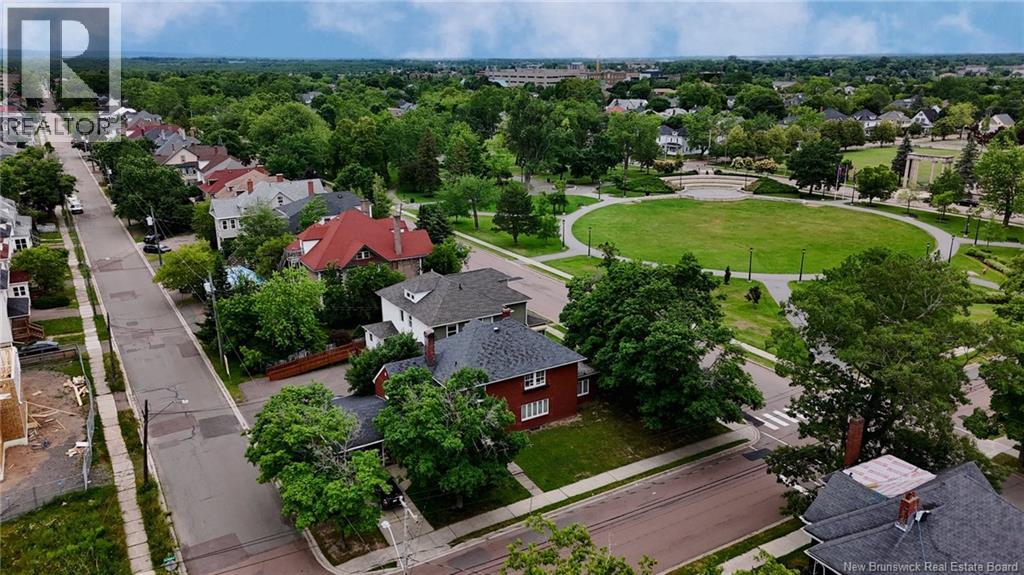 195 Park Street, Moncton, New Brunswick  E1C 2B7 - Photo 2 - NB120936