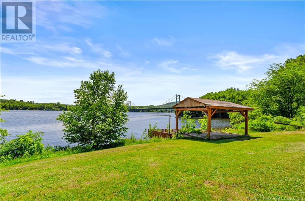 676 Otis Drive, Nackawic, New Brunswick  E6G 1H1 - Photo 7 - NB122738