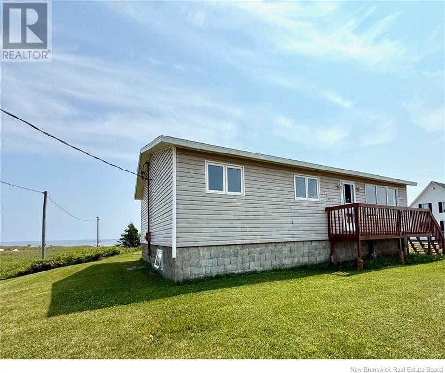1102 Boul. De La Mer, Sainte-Marie-Saint-Raphaël, New Brunswick  E8T 1V6 - Photo 5 - NB123066