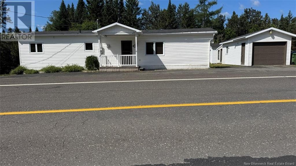 74 Frontiere Street, Saint-François-De-Madawaska, New Brunswick  E7A 1C7 - Photo 1 - NB123369