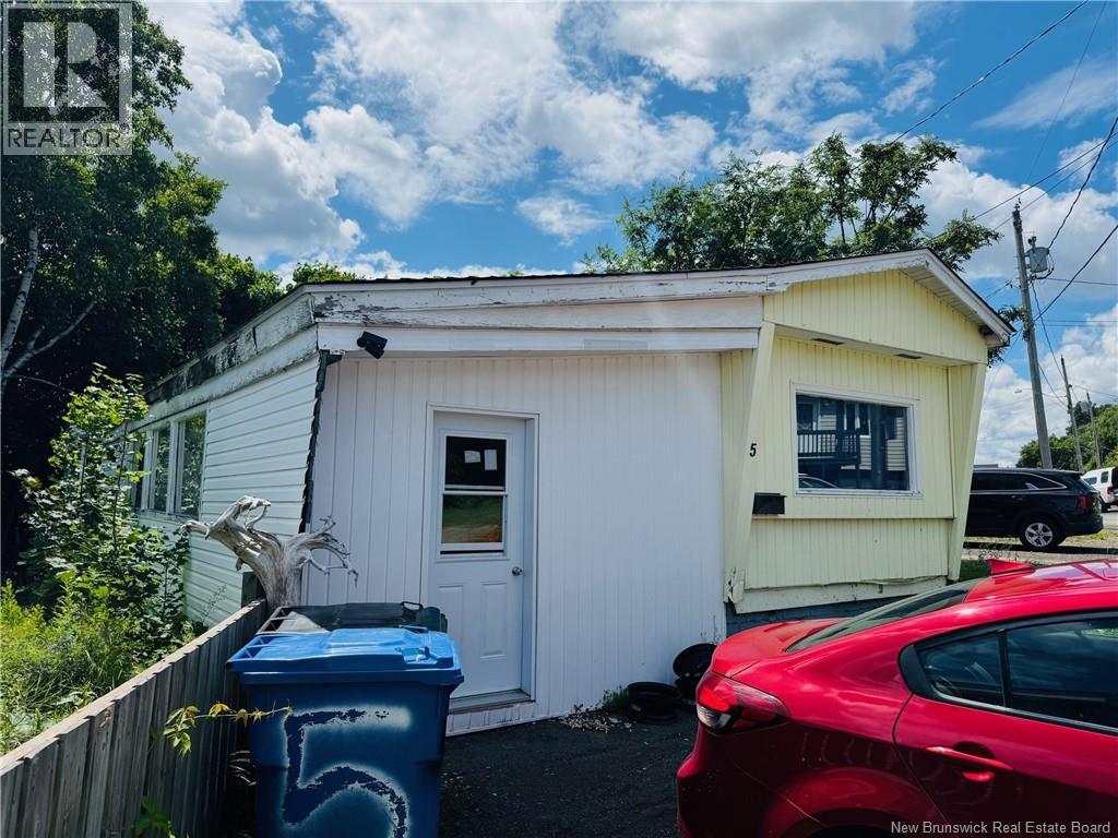 5 Church Street, Campbellton, New Brunswick E3N 1R6 - Photo 16 - NB123448