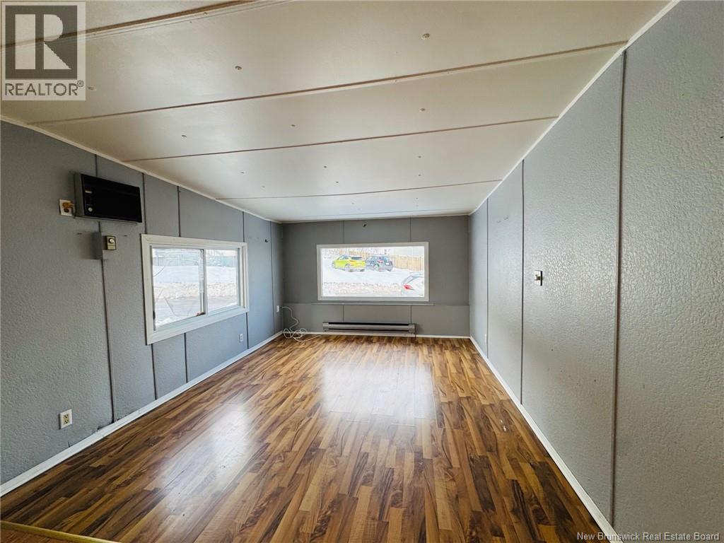 5 Church Street, Campbellton, New Brunswick E3N 1R6 - Photo 5 - NB123448