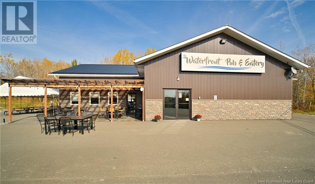 748 Route 105, Nackawic, New Brunswick