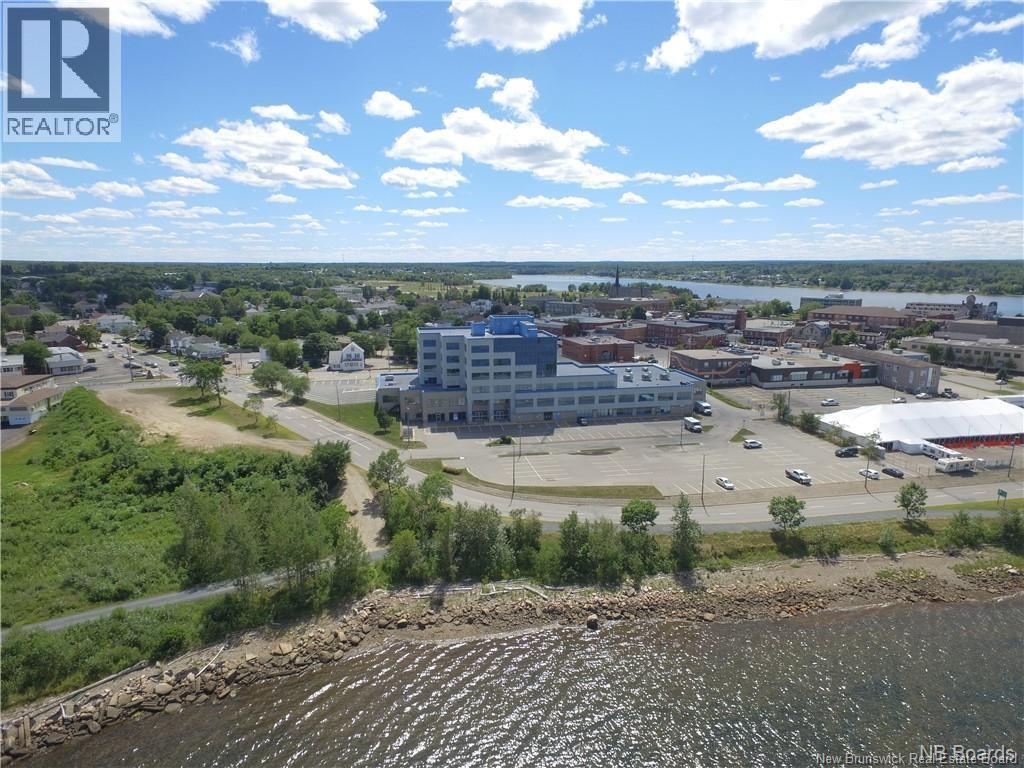 275 Main Street, Bathurst, New Brunswick E2A 1A9 - Photo 13 - NB123576