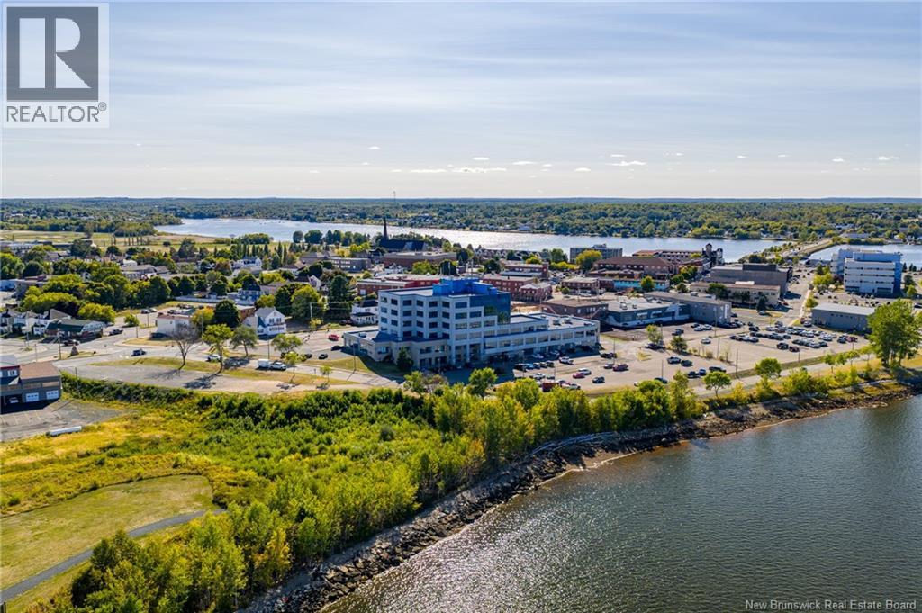 275 Main Street, Bathurst, New Brunswick E2A 1A9 - Photo 36 - NB123576