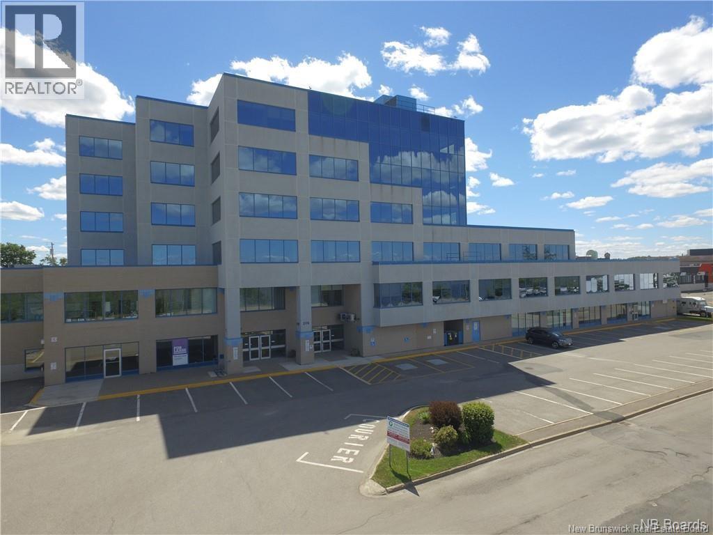 275 Main Street, Bathurst, New Brunswick E2A 1A9 - Photo 5 - NB123576