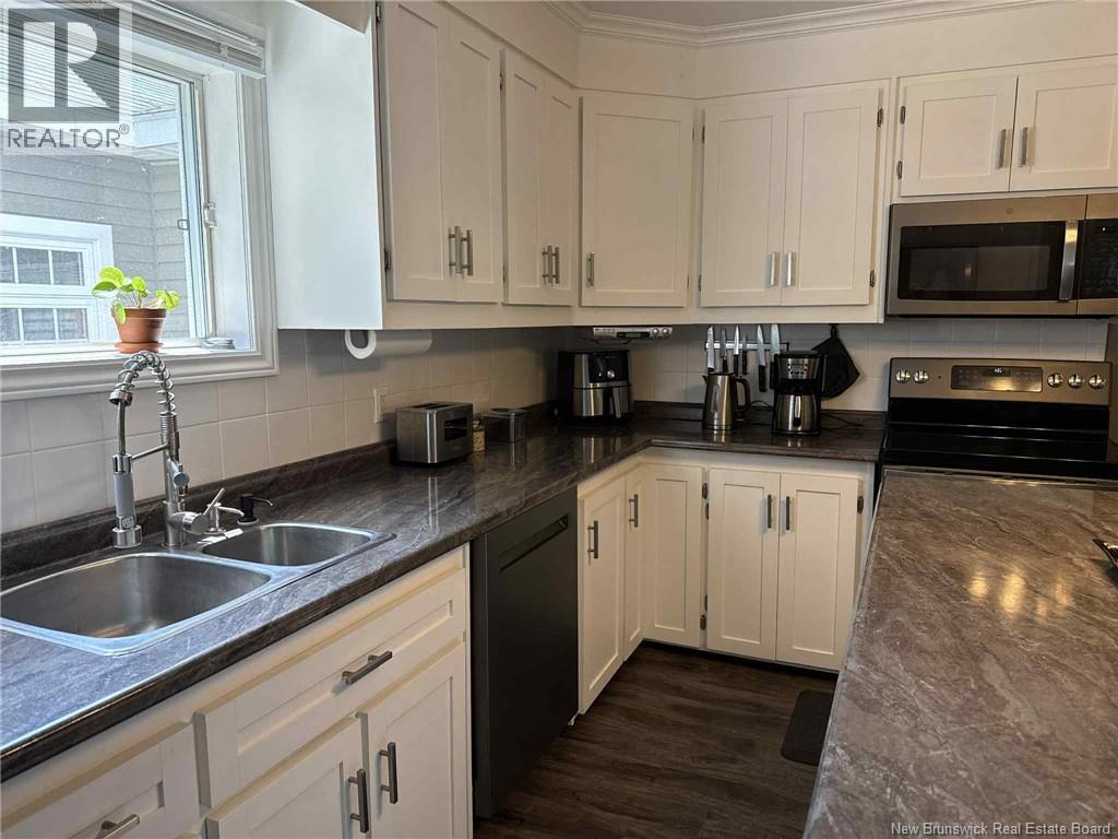 43 Princess Street, Miramichi, New Brunswick  E1N 2K4 - Photo 4 - NB123667