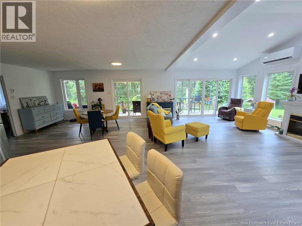 398 Linda Street, Beresford, New Brunswick E8K 2C9 - Photo 14 - NB123738