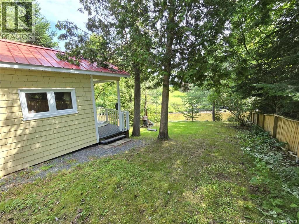 398 Linda Street, Beresford, New Brunswick E8K 2C9 - Photo 36 - NB123738