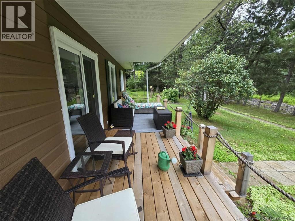 398 Linda Street, Beresford, New Brunswick E8K 2C9 - Photo 6 - NB123738