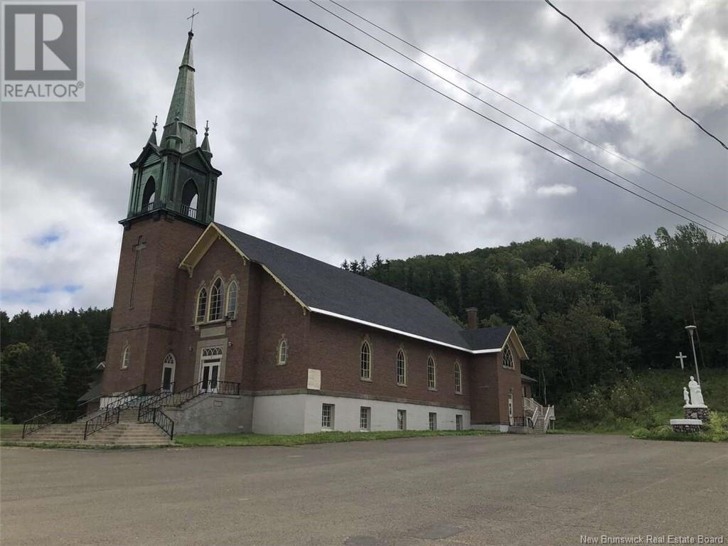 500 Vanier Street, Campbellton, New Brunswick  E8C 1V7 - Photo 1 - NB123771