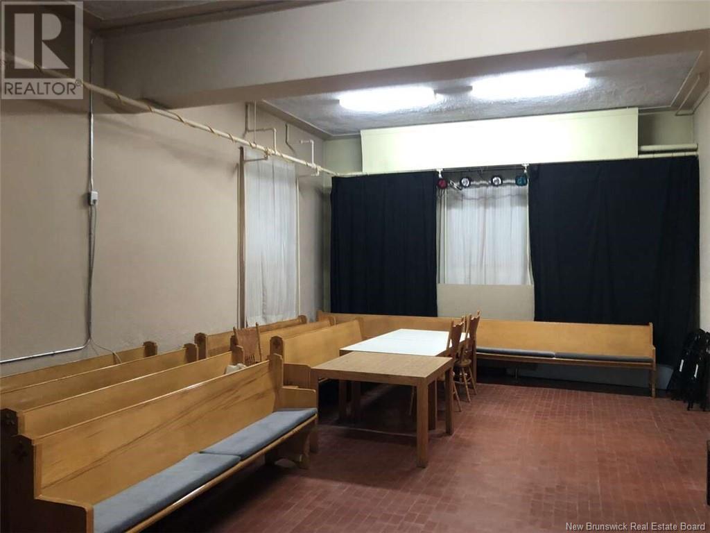 500 Vanier Street, Campbellton, New Brunswick  E8C 1V7 - Photo 11 - NB123771