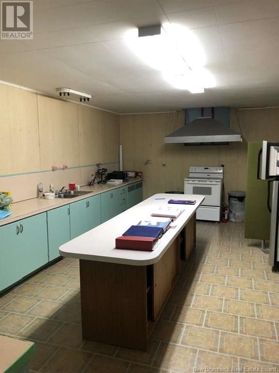 500 Vanier Street, Campbellton, New Brunswick  E8C 1V7 - Photo 13 - NB123771