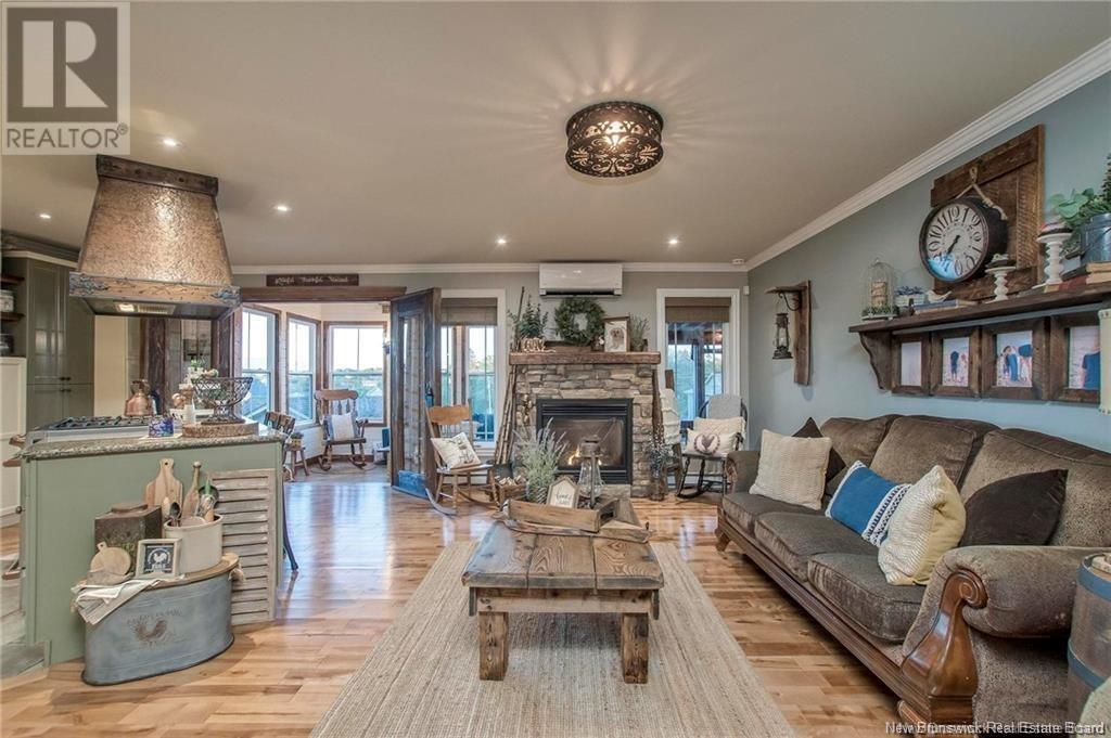 180 Leblanc Avenue, Shediac, New Brunswick E4P 1Y8 - Photo 3 - NB123491