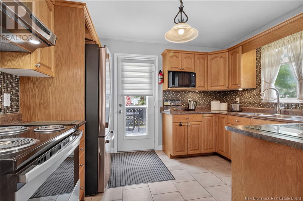 709 Boudreau Street, Dieppe, New Brunswick  E1A 6X5 - Photo 14 - NB123778