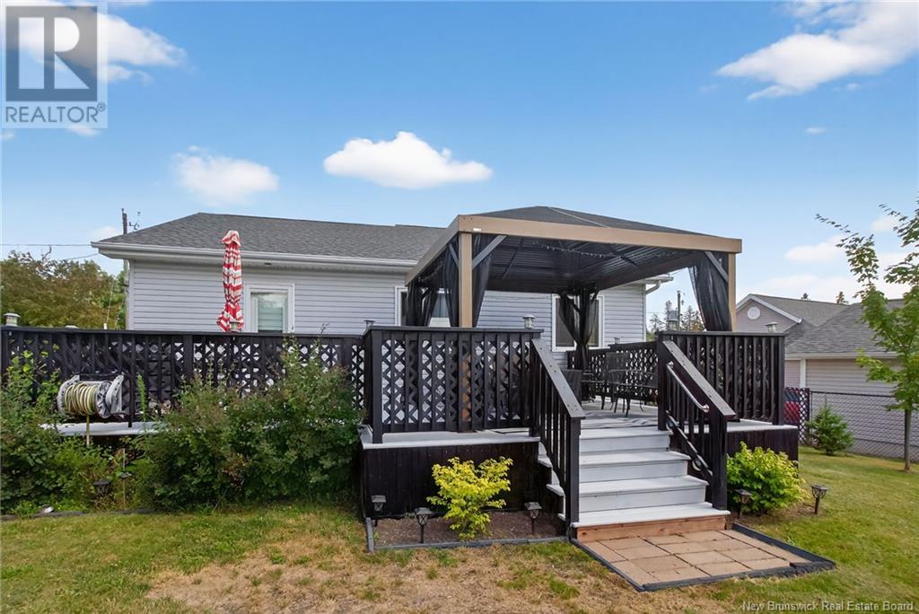 709 Boudreau Street, Dieppe, New Brunswick  E1A 6X5 - Photo 36 - NB123778