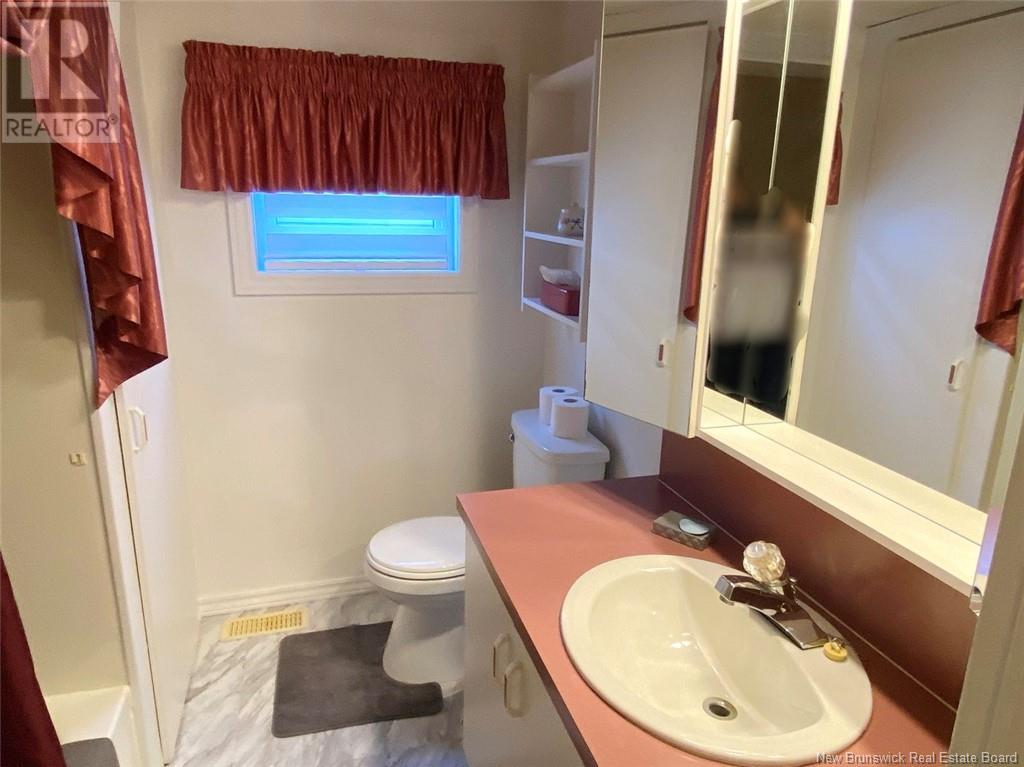 4 Gagnon Avenue, Edmundston, New Brunswick  E3V 3H8 - Photo 10 - NB123660