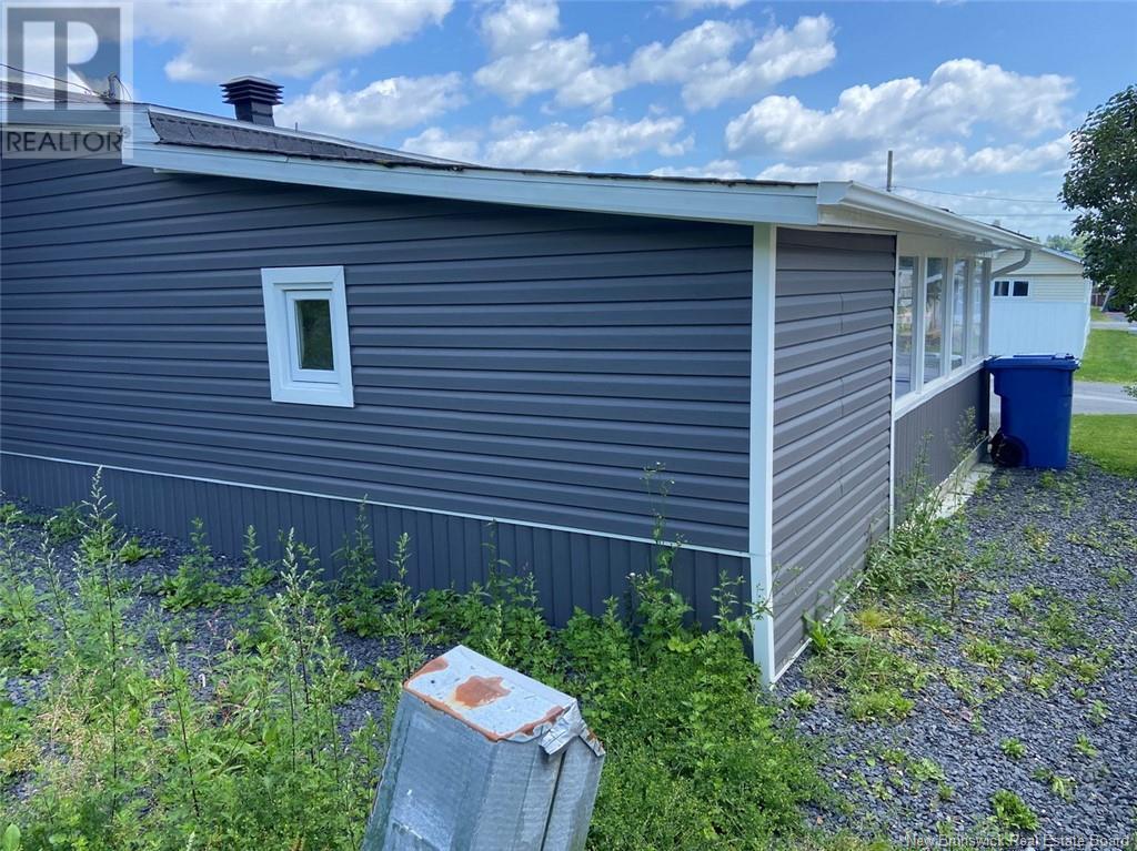 4 Gagnon Avenue, Edmundston, New Brunswick  E3V 3H8 - Photo 14 - NB123660