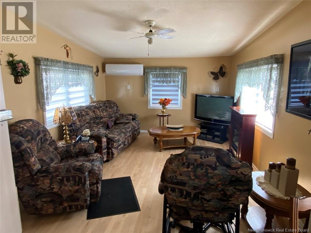 4 Gagnon Avenue, Edmundston, New Brunswick  E3V 3H8 - Photo 4 - NB123660