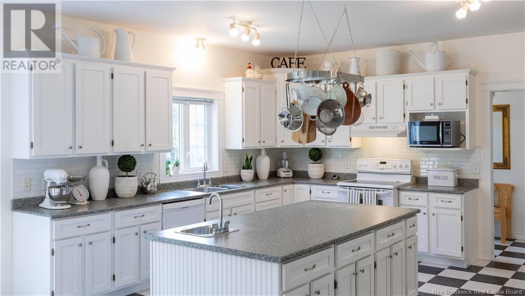 703 Bayview Drive, Saint Andrews, New Brunswick E5B 2N2 - Photo 19 - NB123855