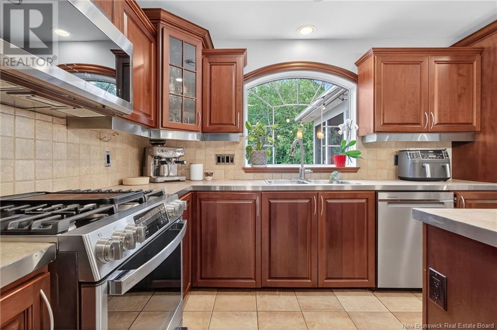 108 Meunier Street, Dieppe, New Brunswick  E1A 7W9 - Photo 15 - NB123829