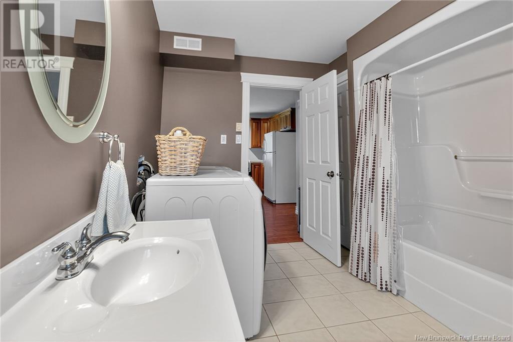 108 Meunier Street, Dieppe, New Brunswick  E1A 7W9 - Photo 35 - NB123829