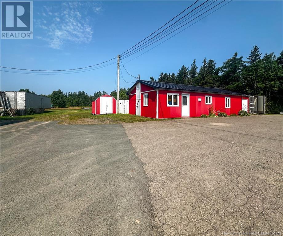 351 1e Rue, Shippagan, New Brunswick  E8S 2L4 - Photo 3 - NB123876