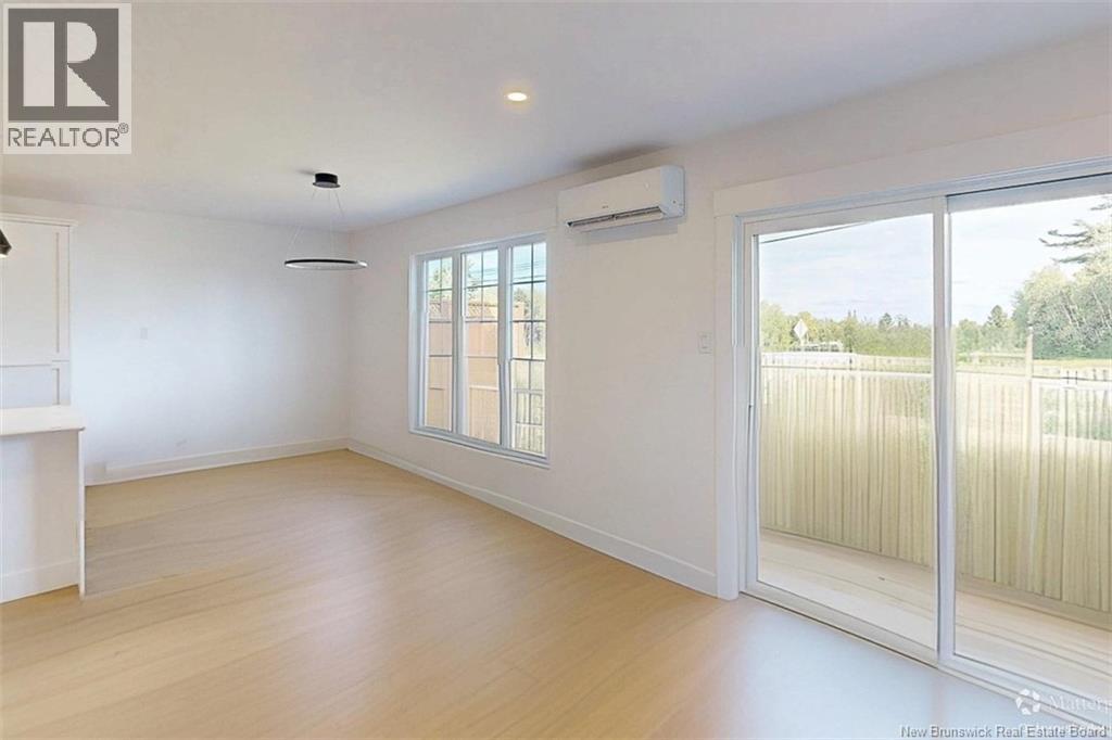 18 Huntingdon Circle, Fredericton, New Brunswick  E3B 0L9 - Photo 13 - NB121128