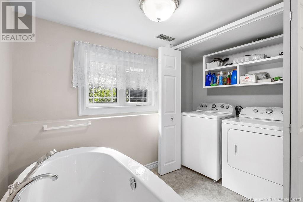 10 Cedar Street, Miramichi, New Brunswick E1N 3M8 - Photo 25 - NB120882