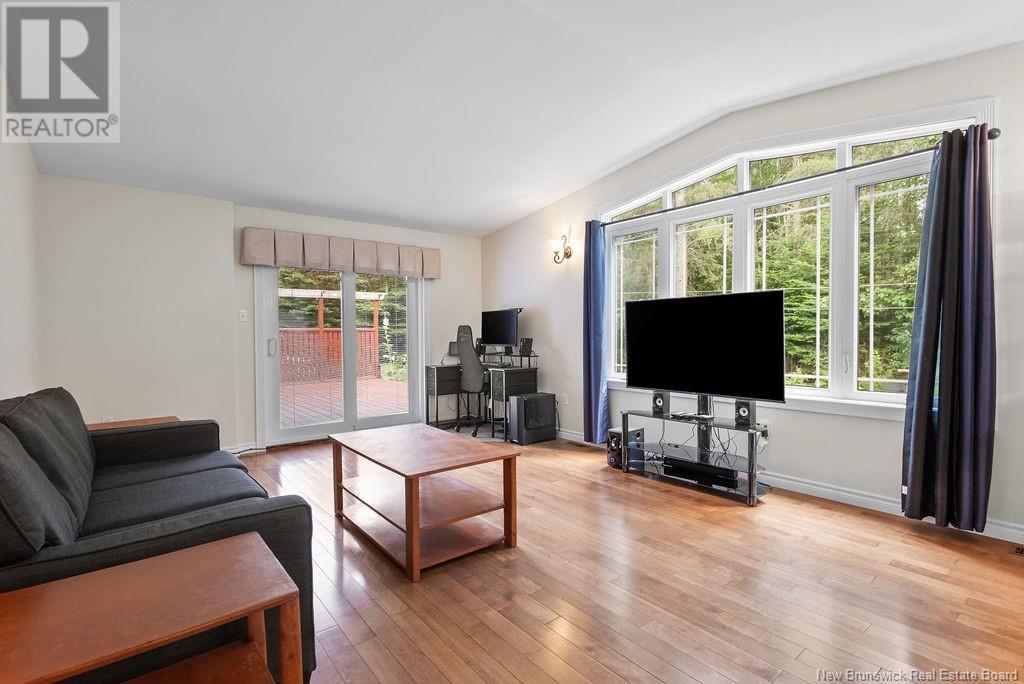 10 Cedar Street, Miramichi, New Brunswick E1N 3M8 - Photo 31 - NB120882