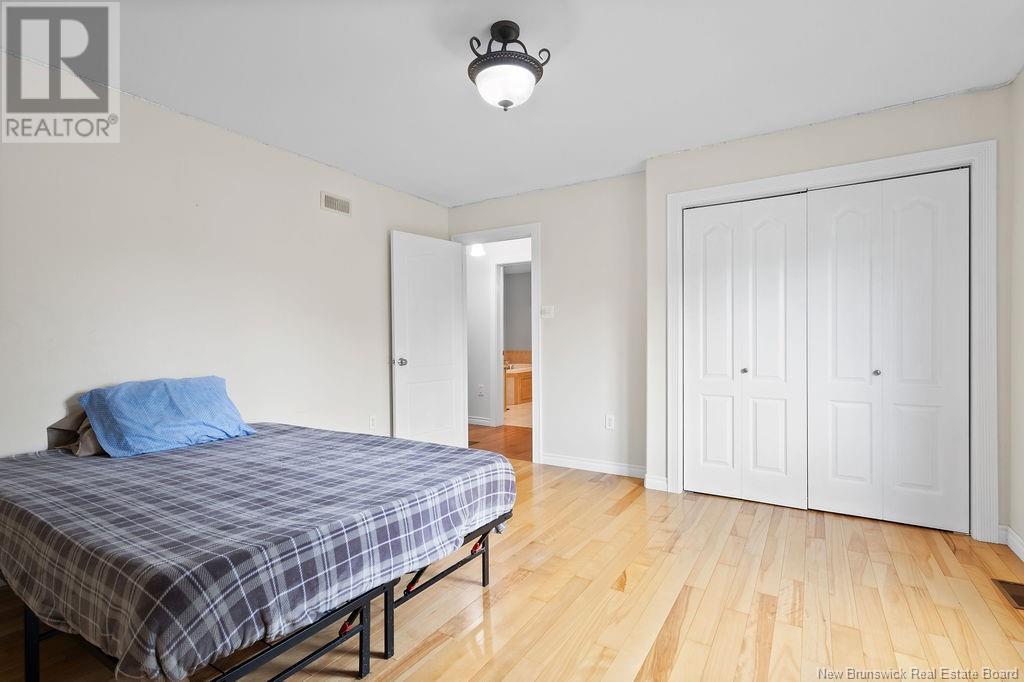 10 Cedar Street, Miramichi, New Brunswick E1N 3M8 - Photo 36 - NB120882