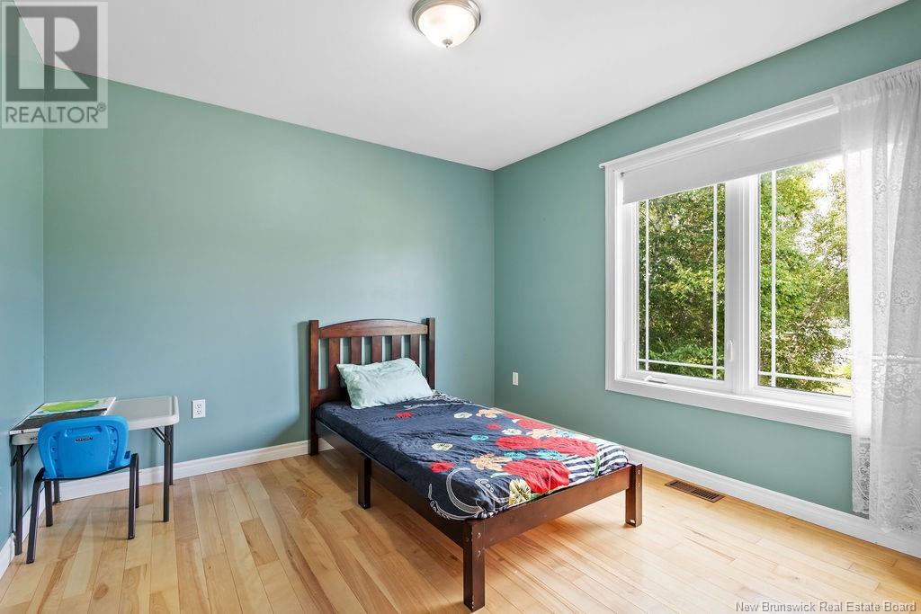 10 Cedar Street, Miramichi, New Brunswick E1N 3M8 - Photo 37 - NB120882