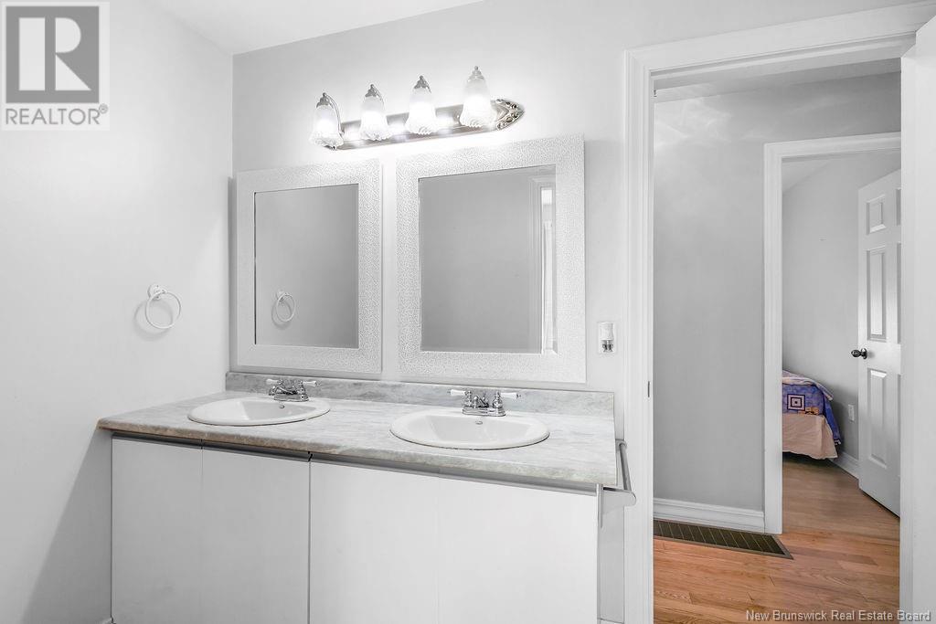 10 Cedar Street, Miramichi, New Brunswick  E1N 3M8 - Photo 12 - NB124140