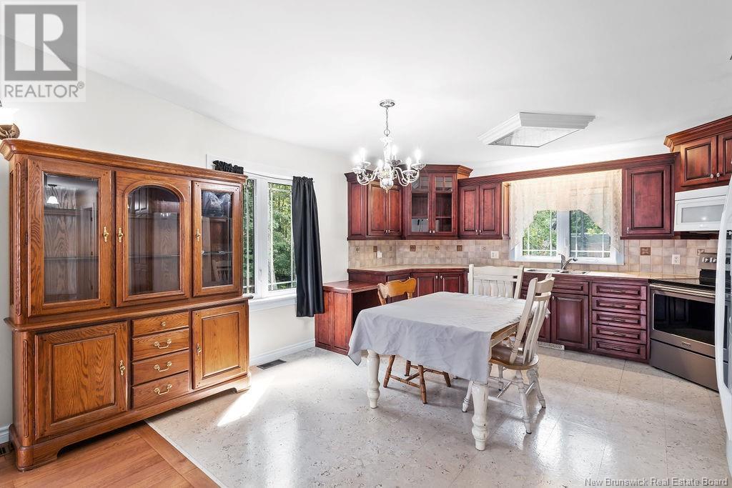 10 Cedar Street, Miramichi, New Brunswick  E1N 3M8 - Photo 30 - NB124140