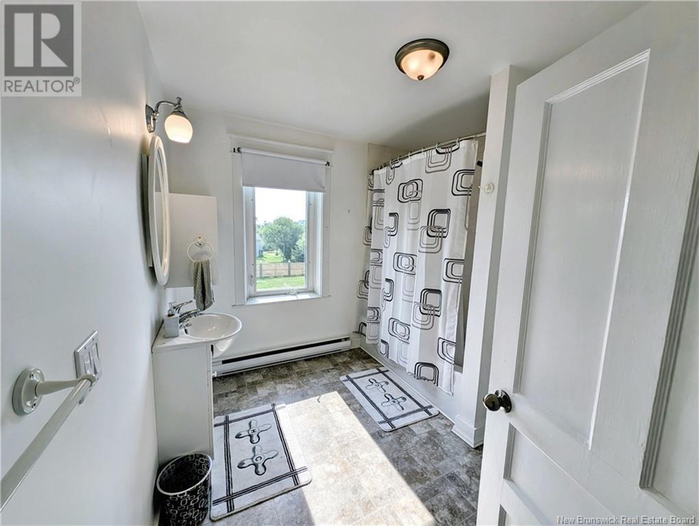 7761 Rue Saint-Paul, Bas-Caraquet, New Brunswick  E1W 6C1 - Photo 9 - NB124189