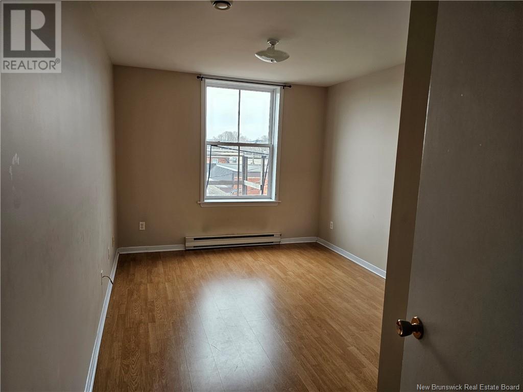 593 Main Street, Sussex, New Brunswick E4E 7H5 - Photo 5 - NB124219