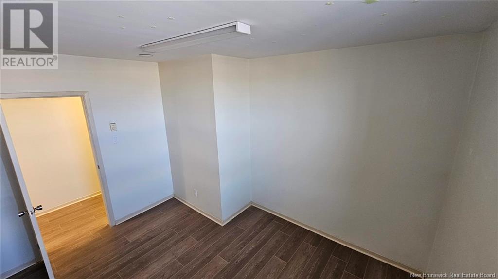 593 Main Street, Sussex, New Brunswick E4E 7H5 - Photo 6 - NB124219