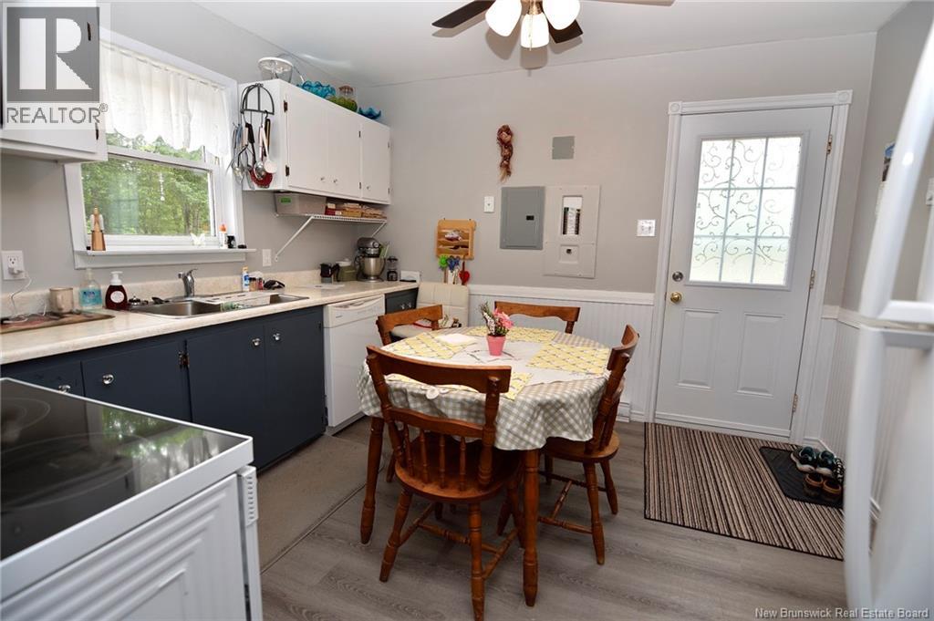 82 Old Harvey Road, Mcadam, New Brunswick  E6J 1B8 - Photo 7 - NB124381