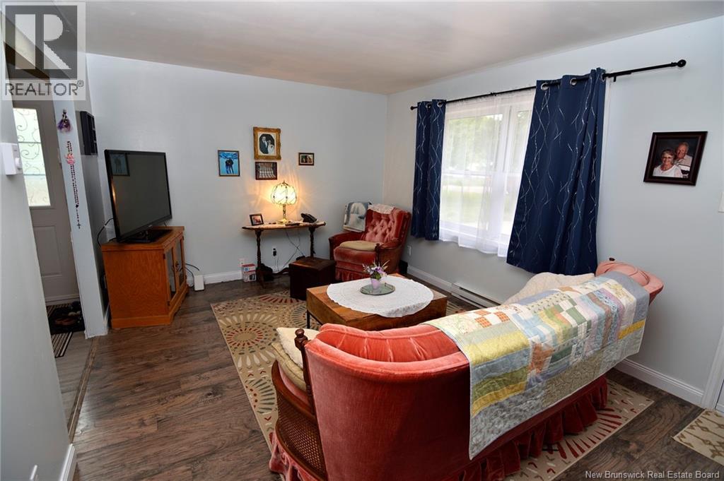 82 Old Harvey Road, Mcadam, New Brunswick  E6J 1B8 - Photo 8 - NB124381