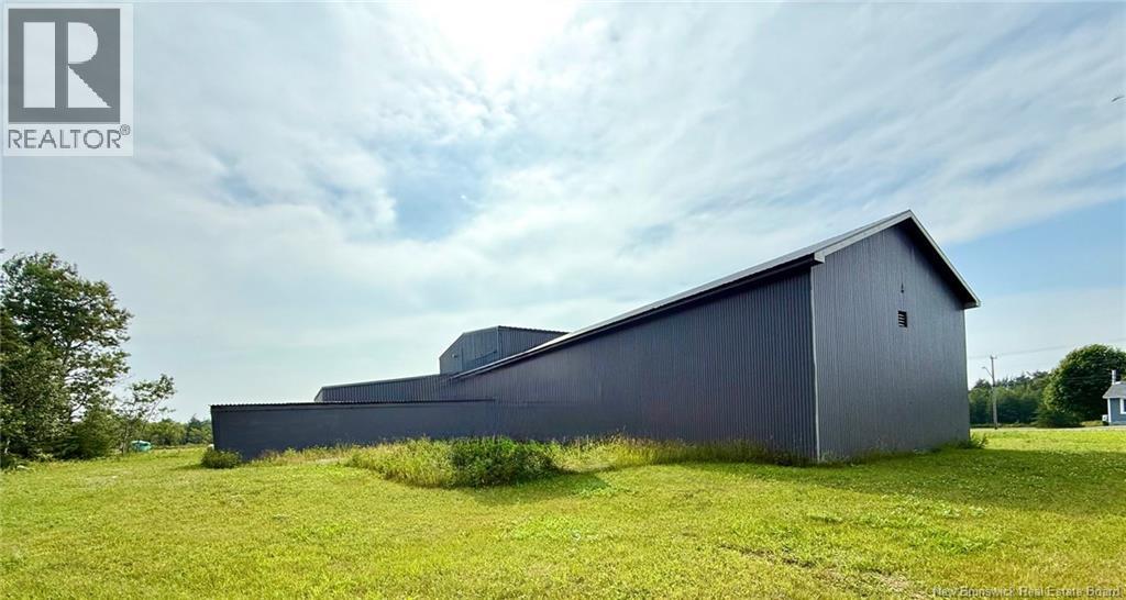 247 Rue Du Pêcheur Nord, Lamèque, New Brunswick E8T 1K8 - Photo 7 - NB124453