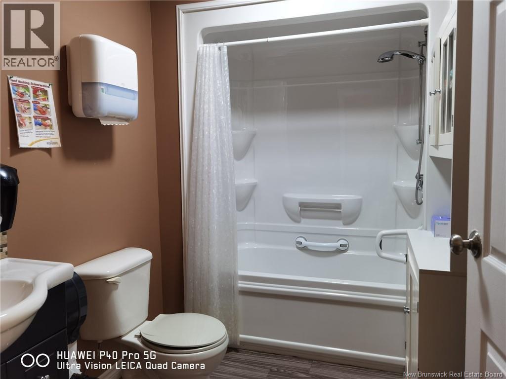 7469 Route 11, Pointe Des Robichaud, Tracadie, New Brunswick  E1X 4P8 - Photo 21 - NB124640