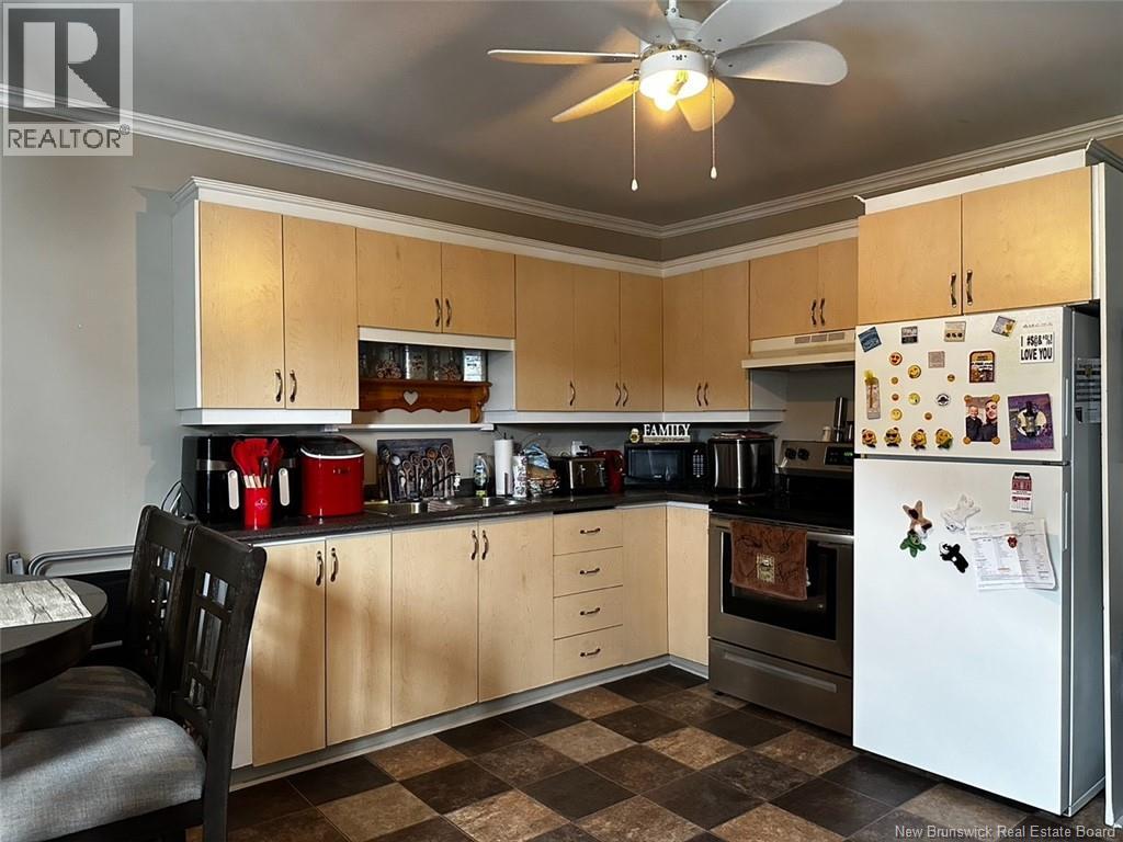 10 Boucher Street, Campbellton, New Brunswick  E3N 2P1 - Photo 11 - NB124576
