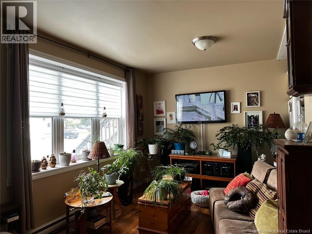 10 Boucher Street, Campbellton, New Brunswick  E3N 2P1 - Photo 7 - NB124576